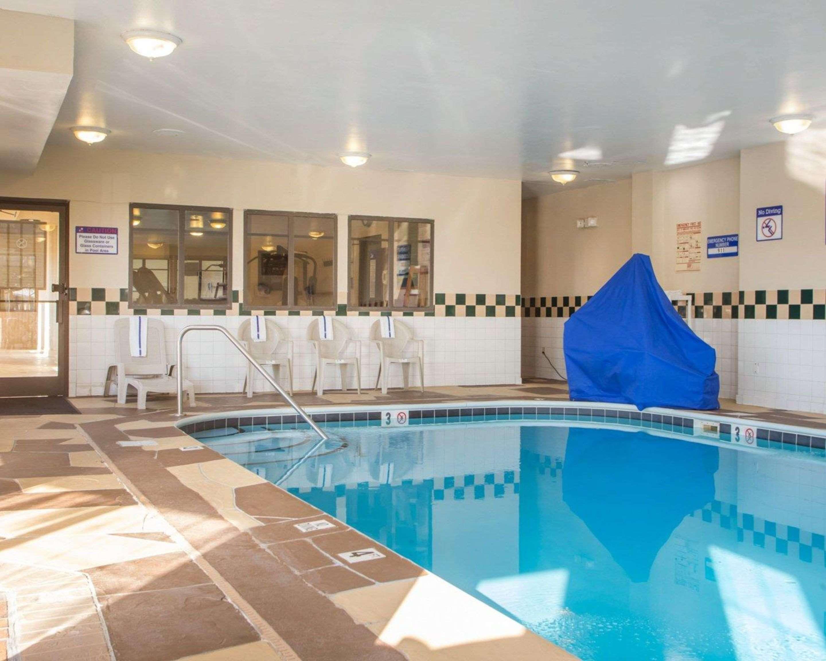 La Quinta Inn & Suites By Wyndham סאות' הולנד מראה חיצוני תמונה