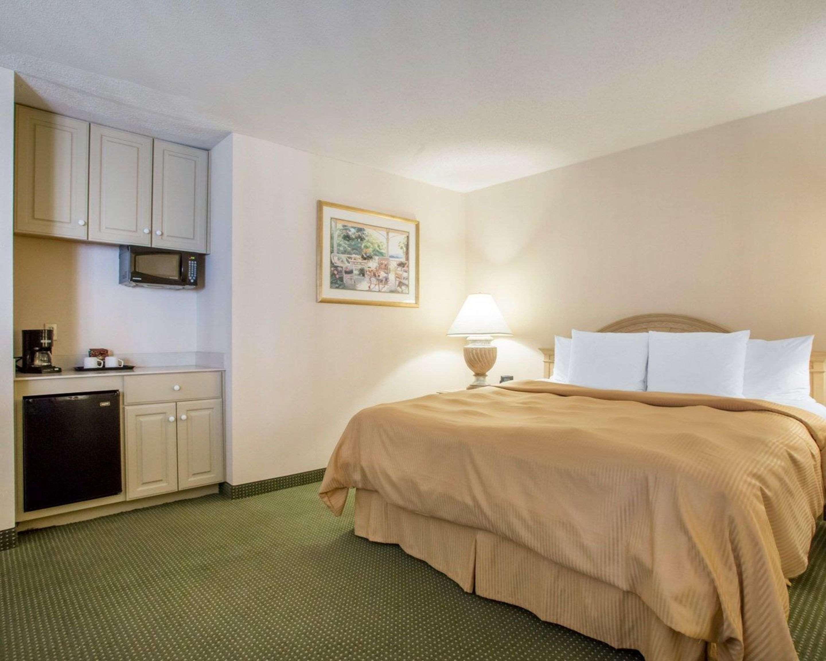 La Quinta Inn & Suites By Wyndham סאות' הולנד מראה חיצוני תמונה