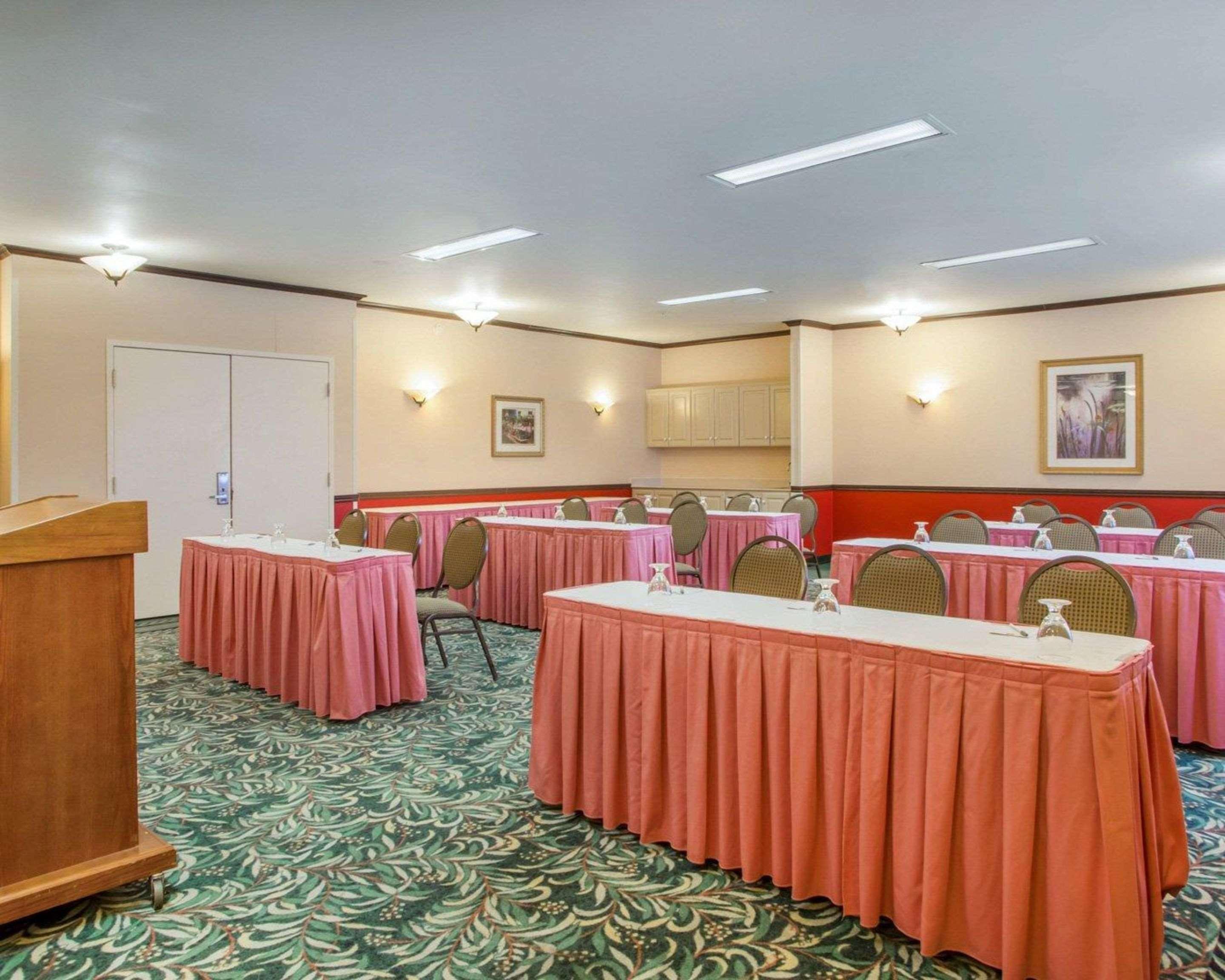 La Quinta Inn & Suites By Wyndham סאות' הולנד מראה חיצוני תמונה