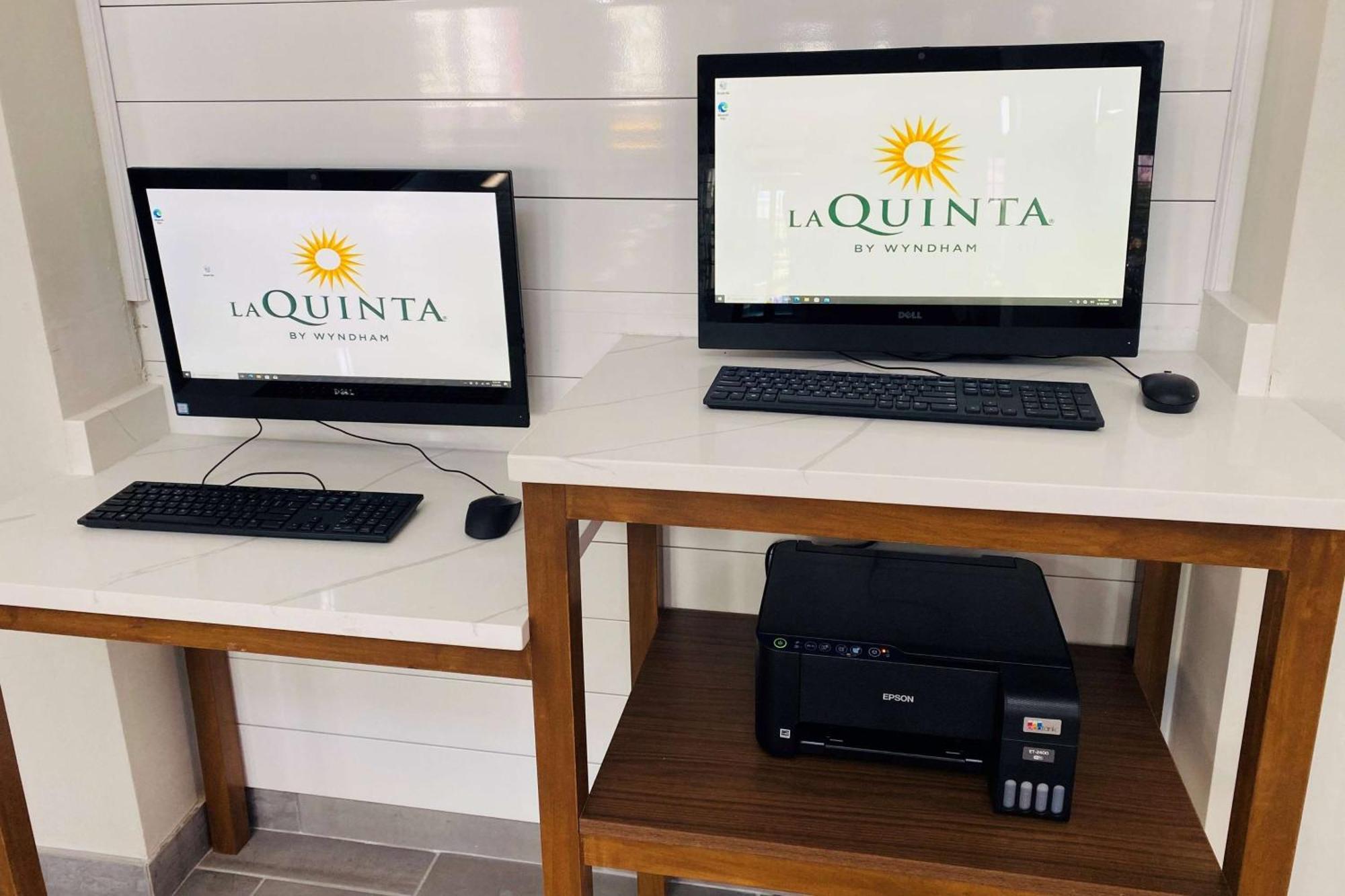 La Quinta Inn & Suites By Wyndham סאות' הולנד מראה חיצוני תמונה