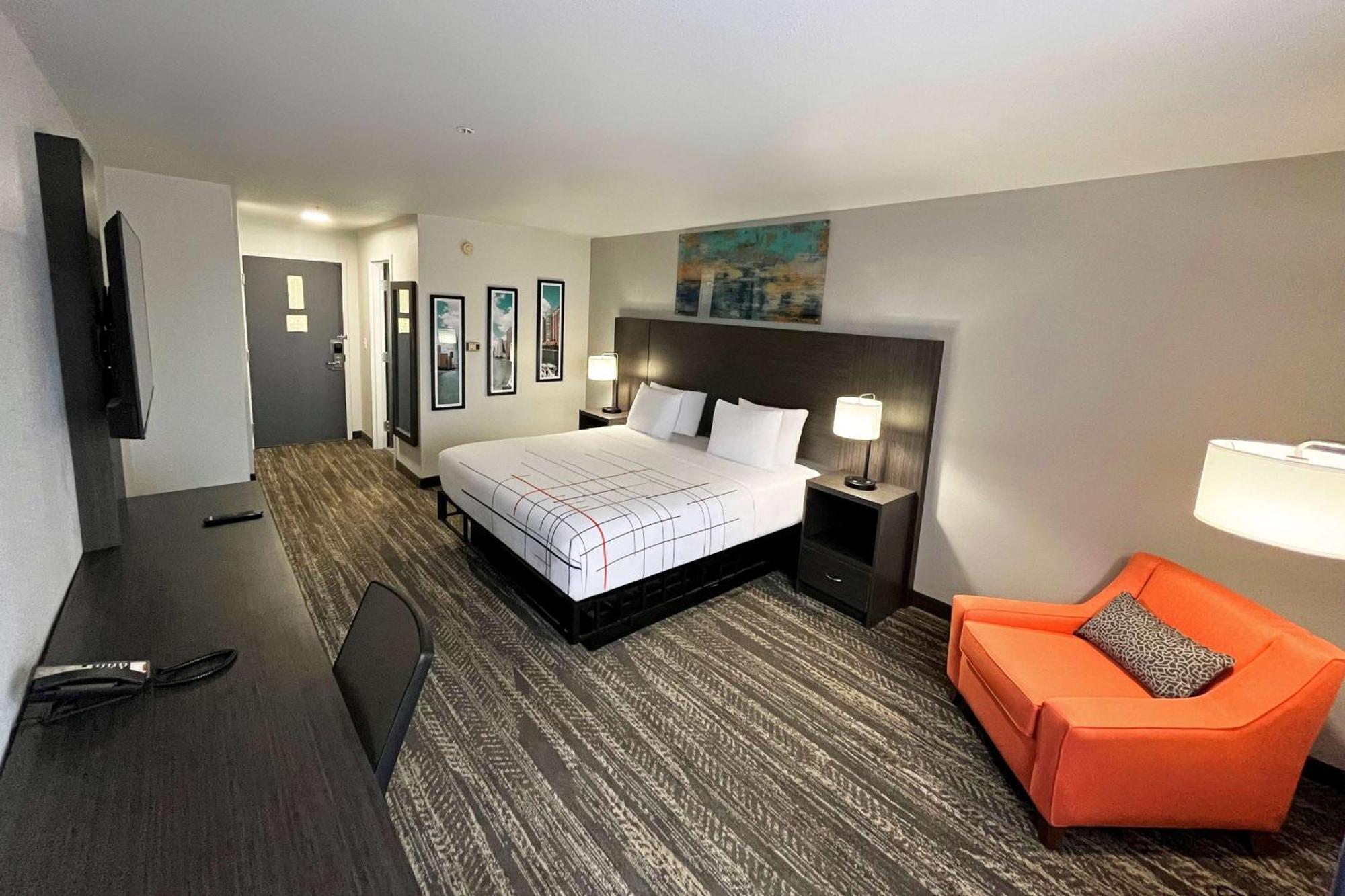 La Quinta Inn & Suites By Wyndham סאות' הולנד מראה חיצוני תמונה