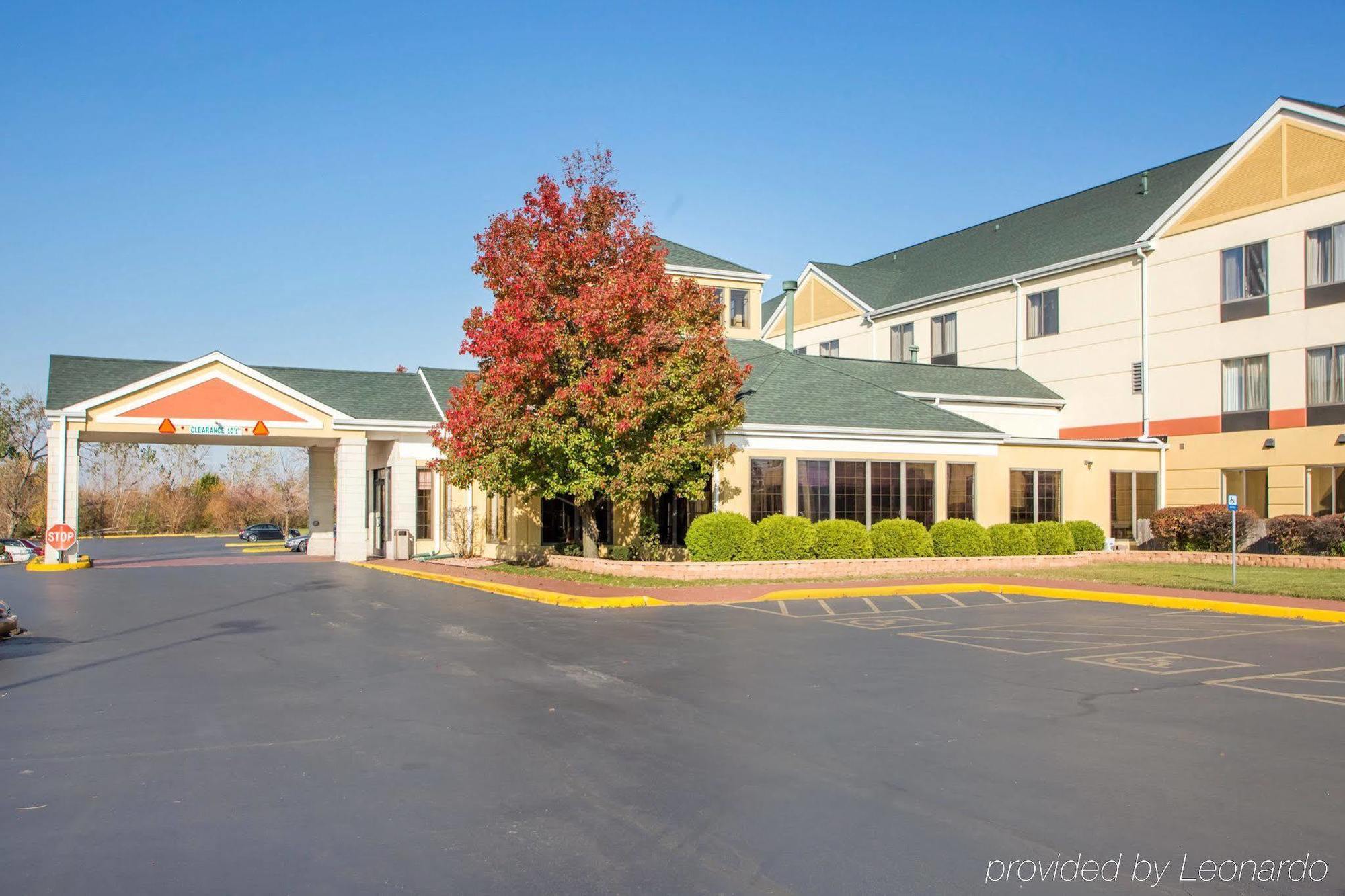 La Quinta Inn & Suites By Wyndham סאות' הולנד מראה חיצוני תמונה