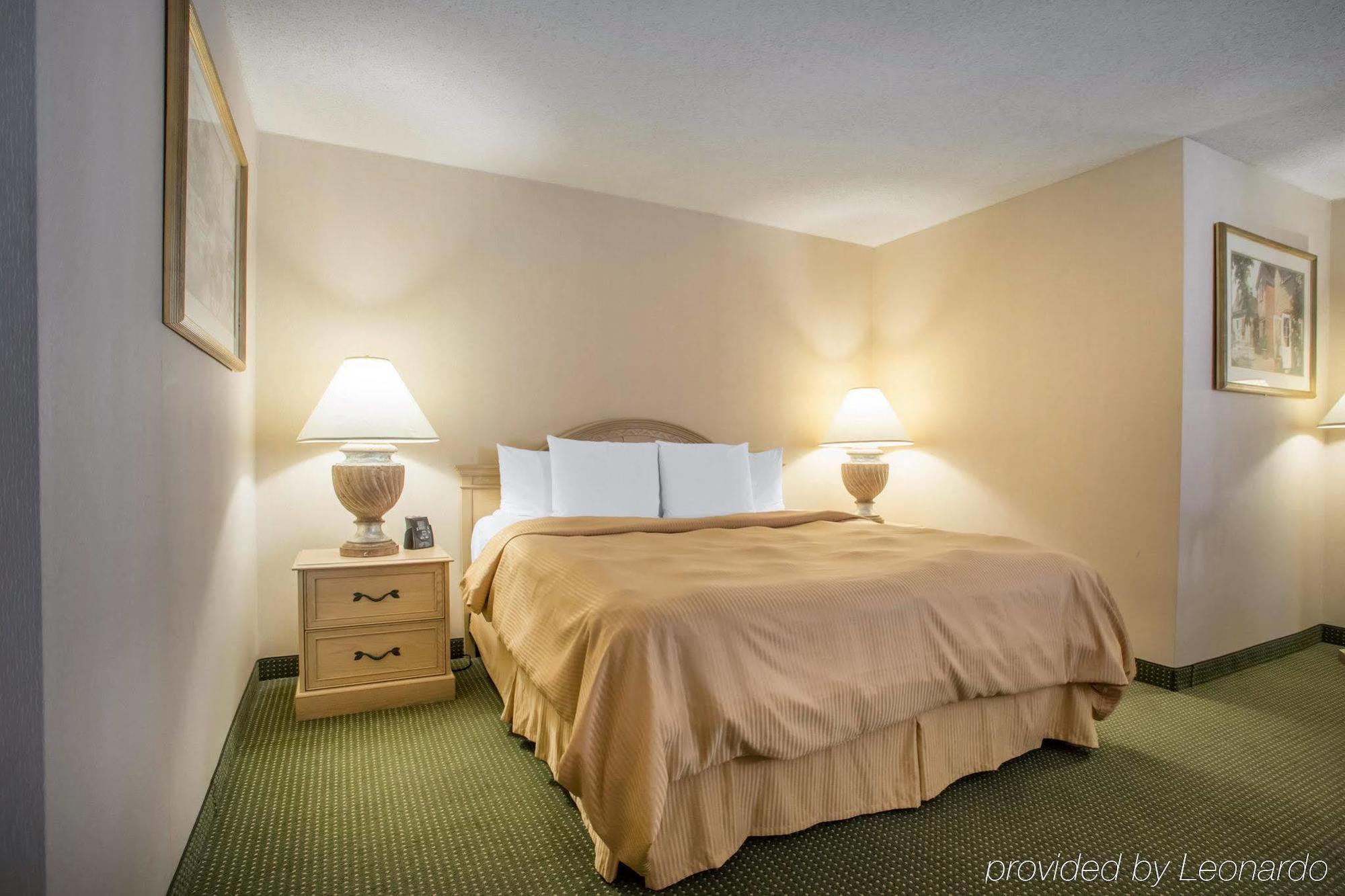 La Quinta Inn & Suites By Wyndham סאות' הולנד מראה חיצוני תמונה